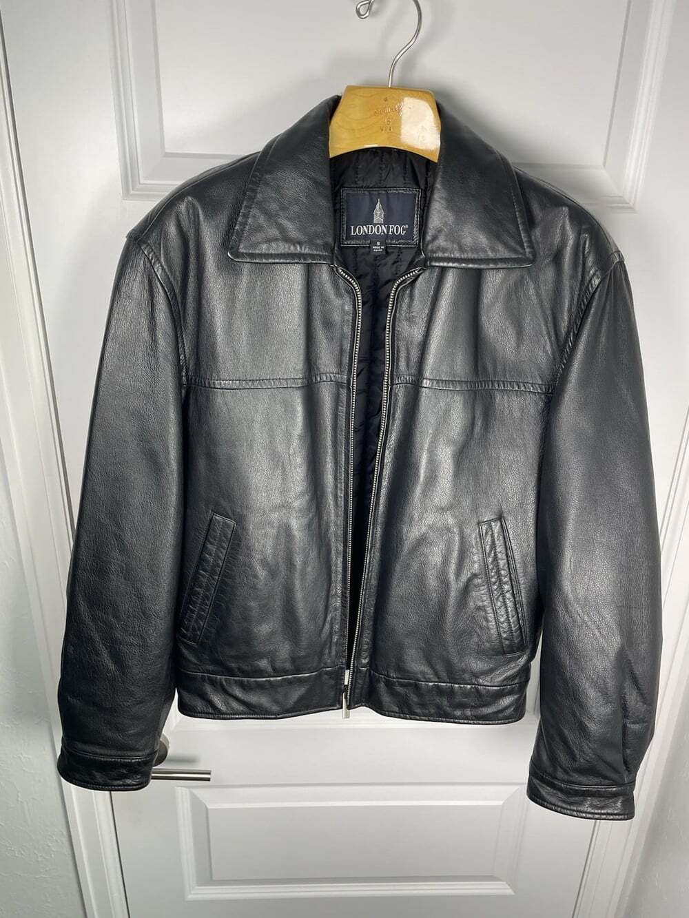 Vintage London Fog Leather Jacket Mens S Black Zip Lined Spread Collar Short EUC
